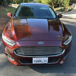 Ford Fusion Hybrid 2016
