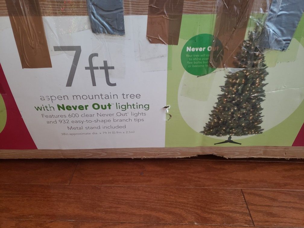 Free 7 Foot Christmas Tree