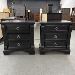 2 Black Large Wood Matching Nightstands/ Nightstand Set / End Tables / Side Tables 