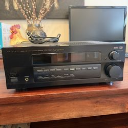 Pioneer VSX-D510 stereo receiver