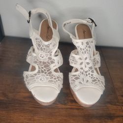 American Eagle 6.5 Wedge Sandal