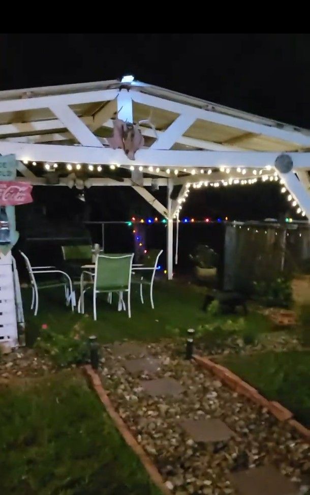 Gazebo Of Wood Roof Lamina