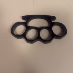 Stainless steel brace knuckles