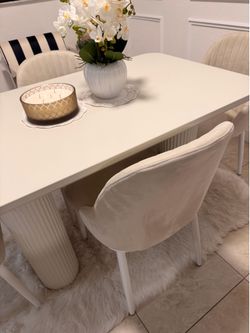 Dinning + chairs