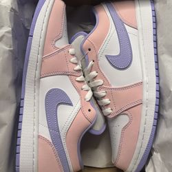 Jordan 1 Low Arctic Punch Size 8 New