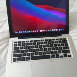 Apple Macbook Pro Retina 2013 i5 8gb Ram SEQUOIA OS Core Patched, Charger Included