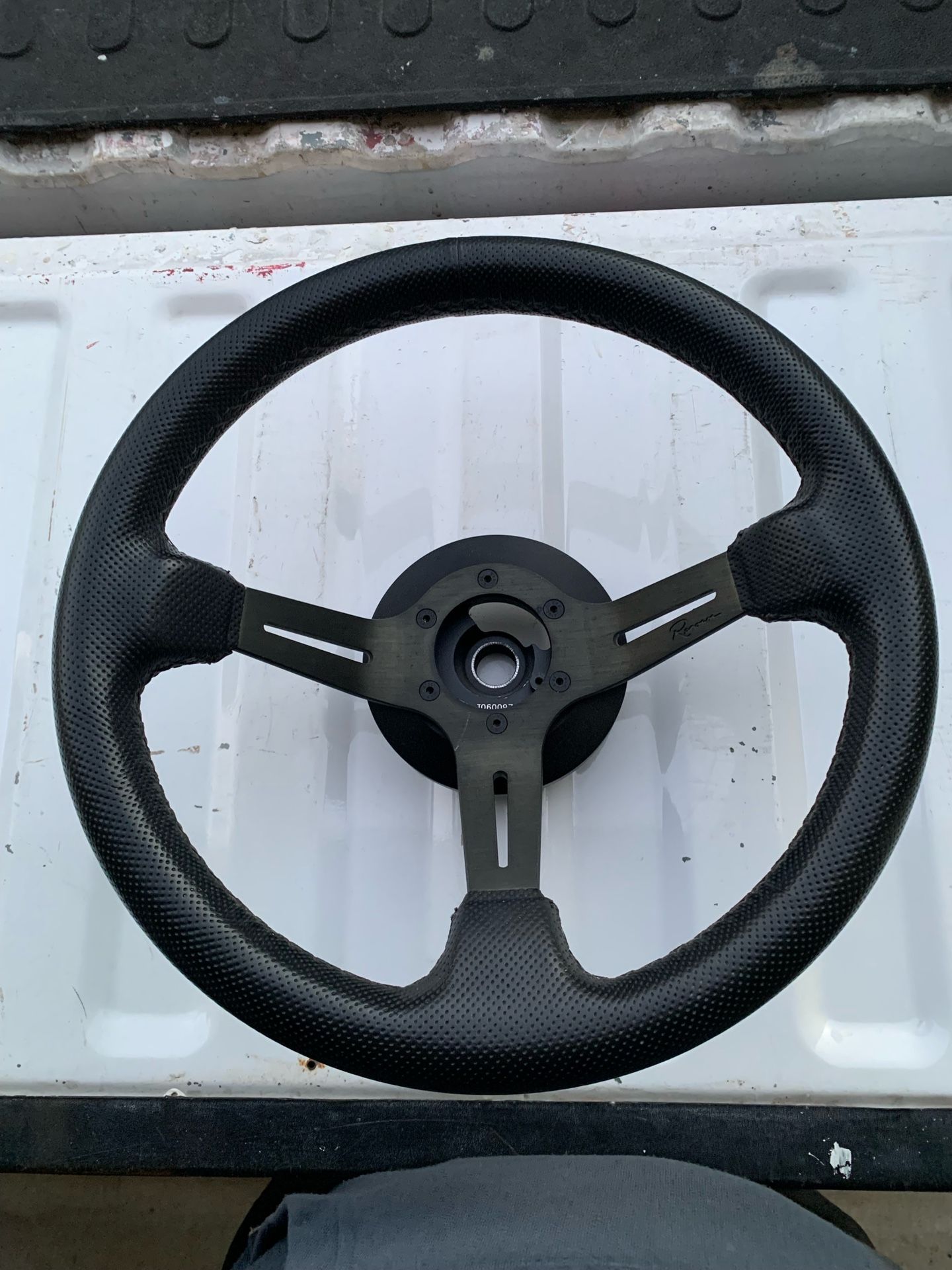 E36 Renown Steering Wheel With Hub