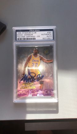Signed Magic Johnson Basket Ball Card
