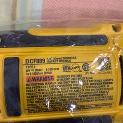 Dewalt DCF889 1/2” Impact Wrench Kit 