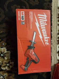 Milwaukee TOOLS !! Cheap !! Need gone ASAP !!