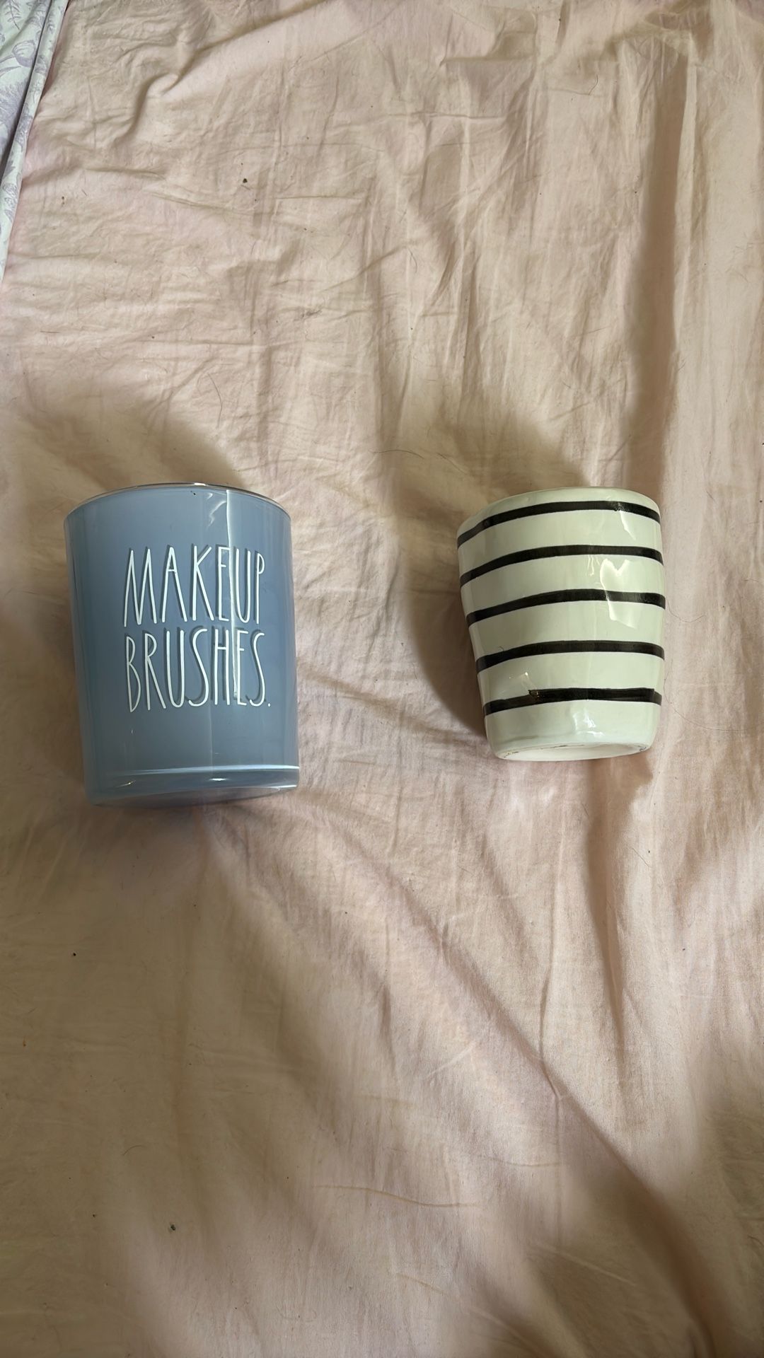 makeup brush holders