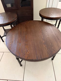 Round Wood and Metal Coffee Table Set