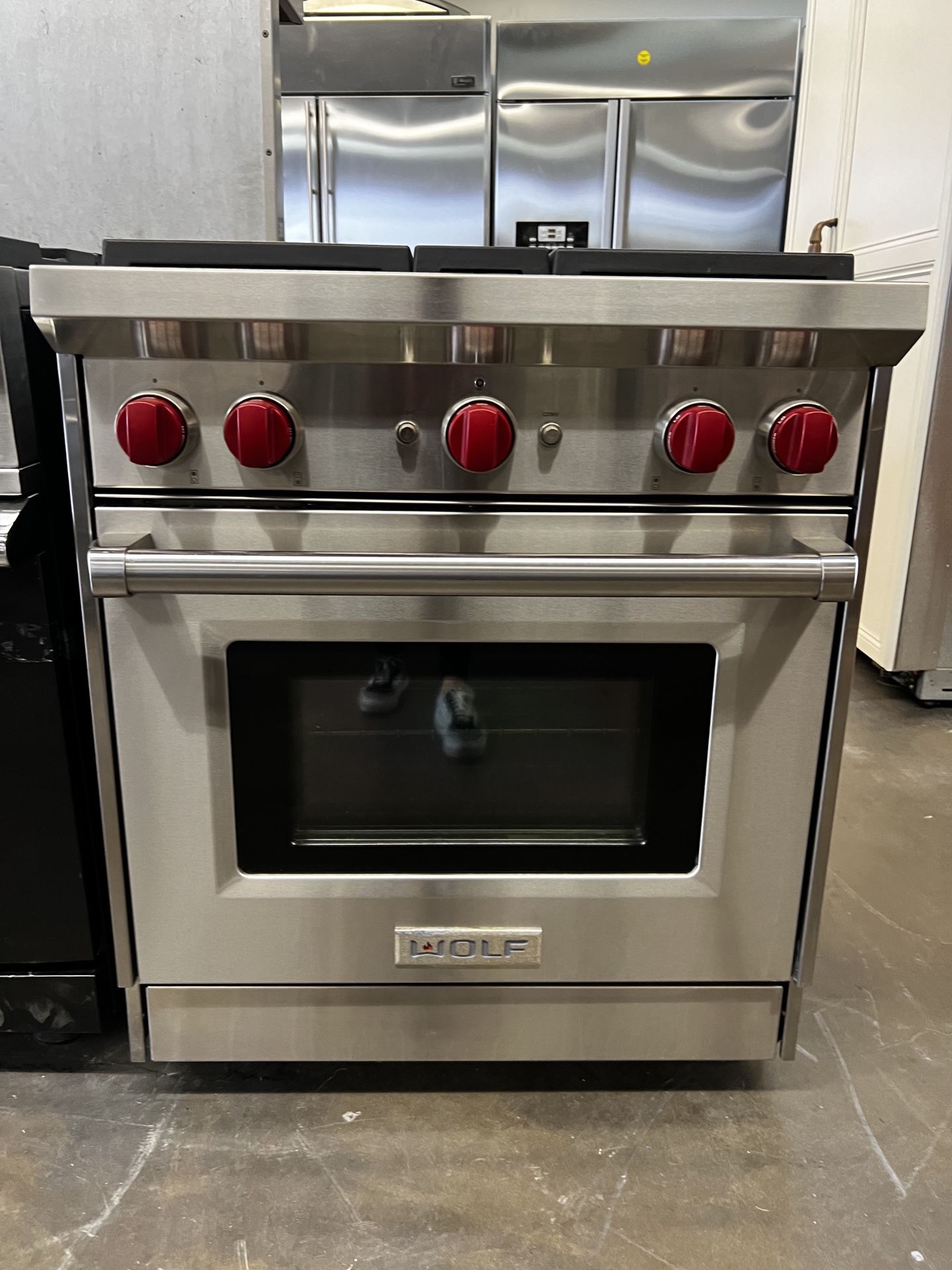 Wolf 30”wide Gas Range Stove In Stainless Steel Recent Model