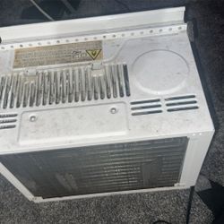 AIR CONDITIONER