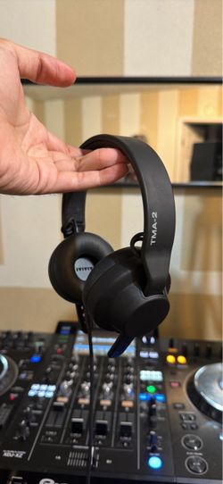 TMA-2 DJ HEADPHONES