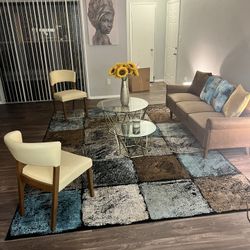 Two White Leather Chairs/coffee Tables Prices In Info