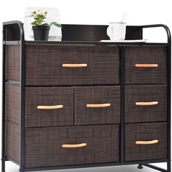 Dresser with 7 Drawer Brown color