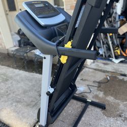 Gold's gym 430i treadmill specs best sale