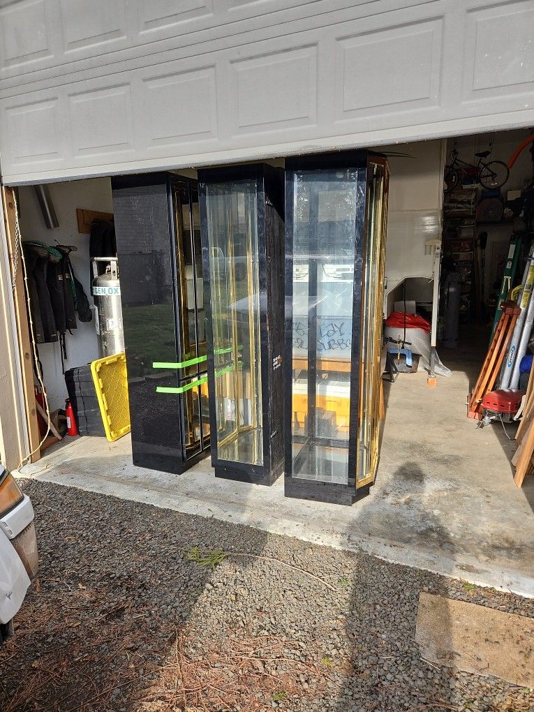 3 - Mirrored Display Cabinets / Cases