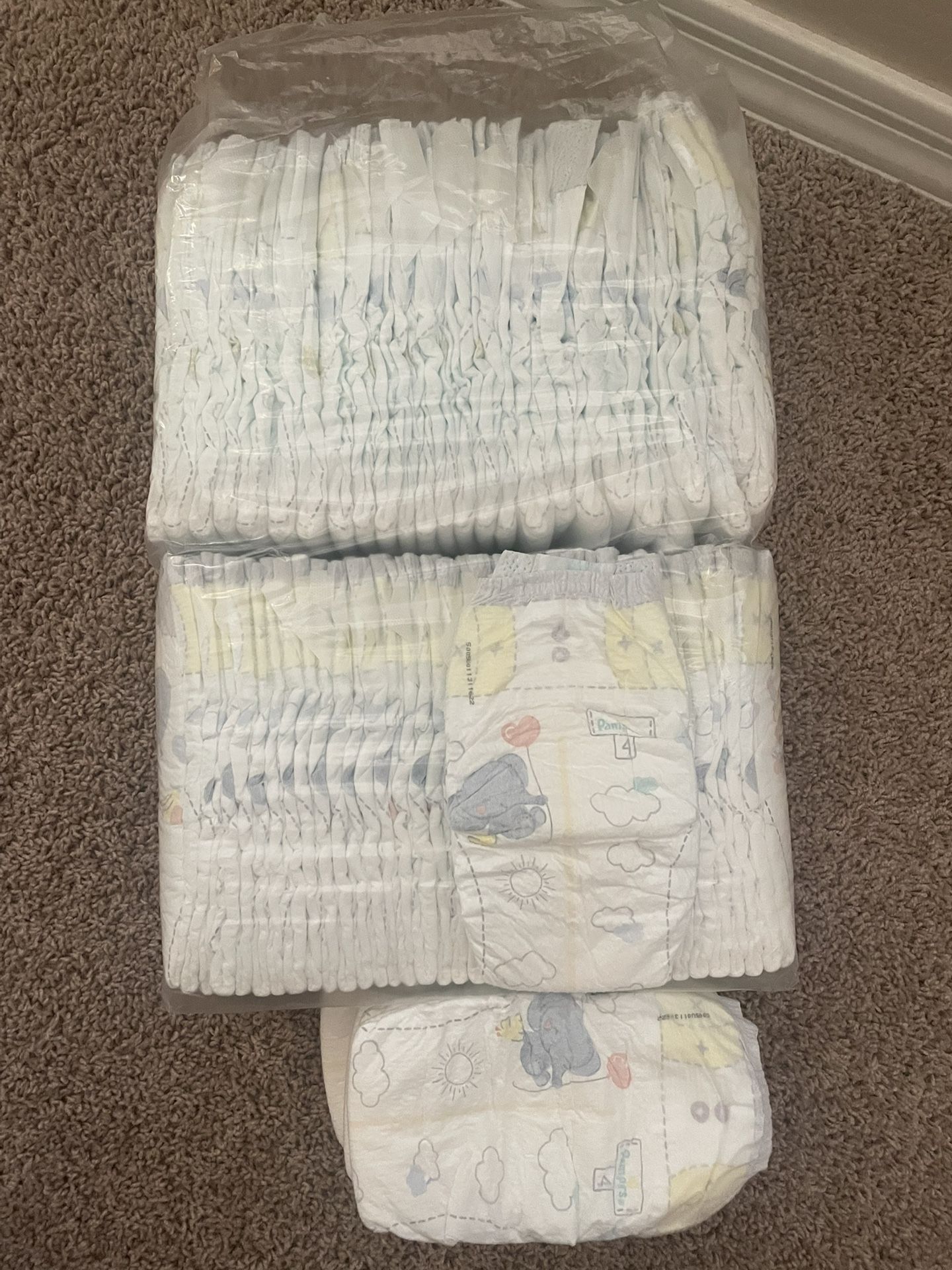 Pampers Swaddlers Diaper Size 4