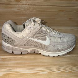 Nike Zoom Vomero 5 “ Light Orewood Brown “