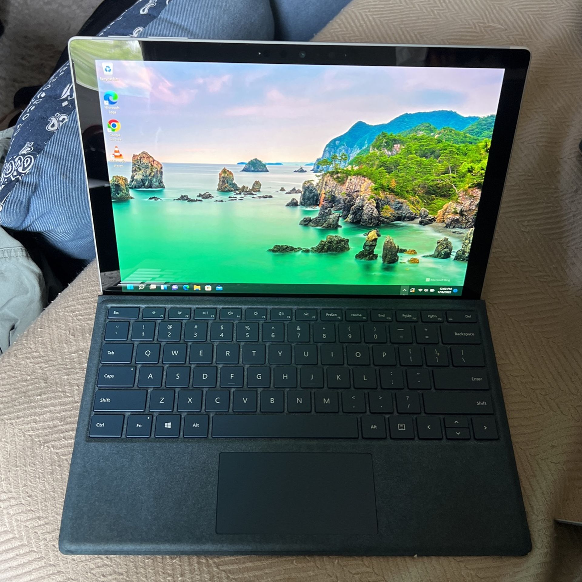 Microsoft Surface Pro 7