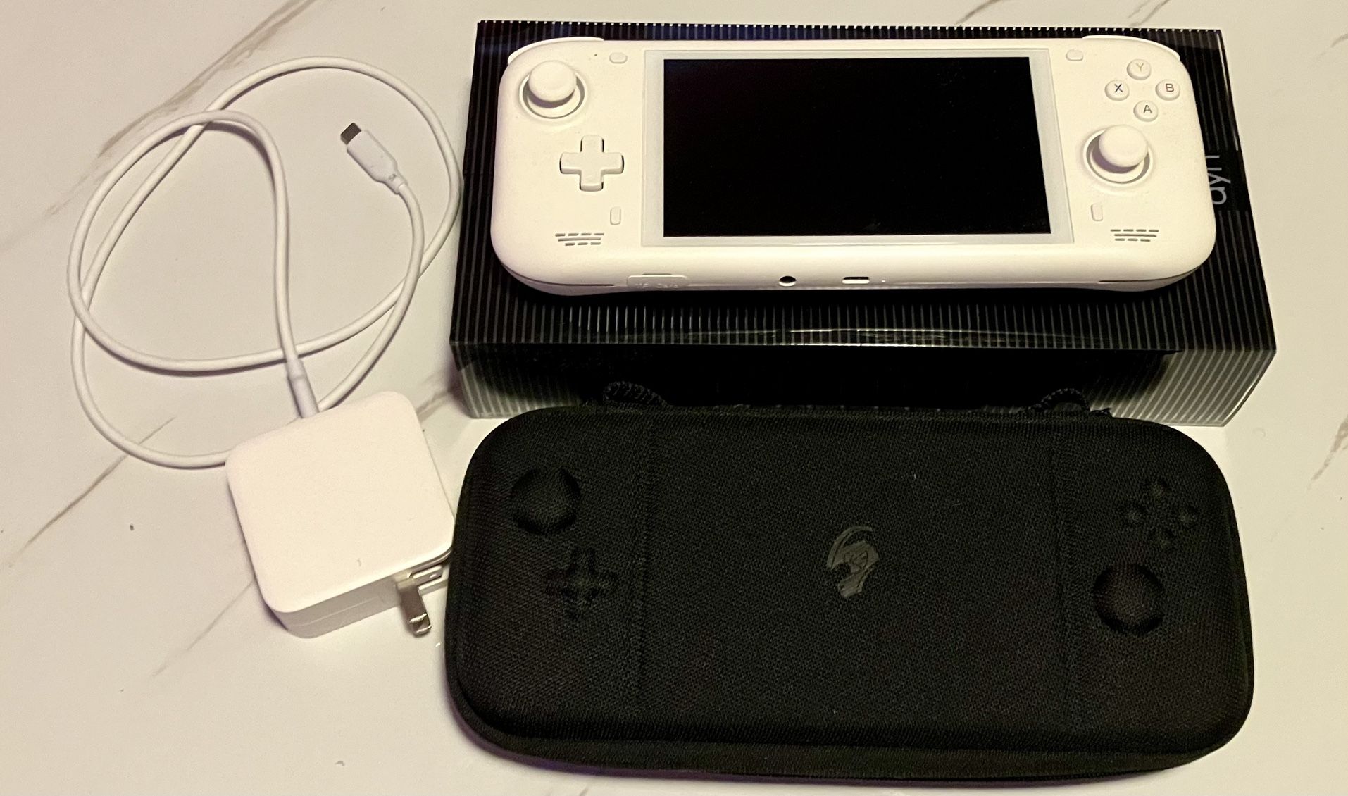 AYN Loki Max Handheld Gaming PC