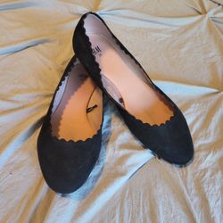 Women's Flats - Size 6