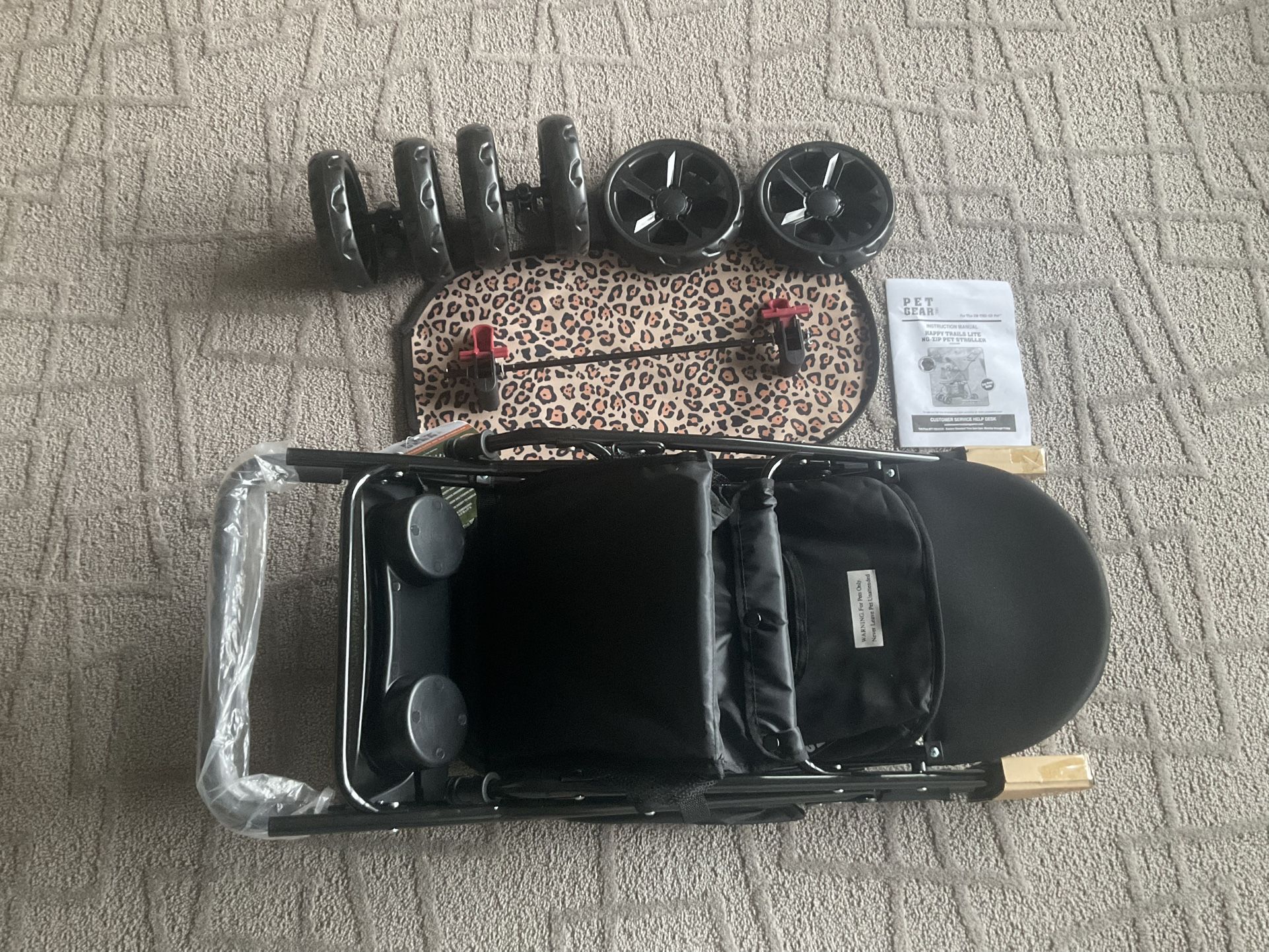 PET GEAR Happy Trails Lite No-Zip PET STROLLER NEW OPEN BOX 