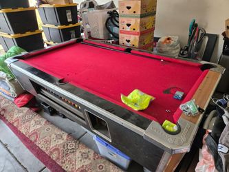 Close to free 7ft valley Pool table, come get it!