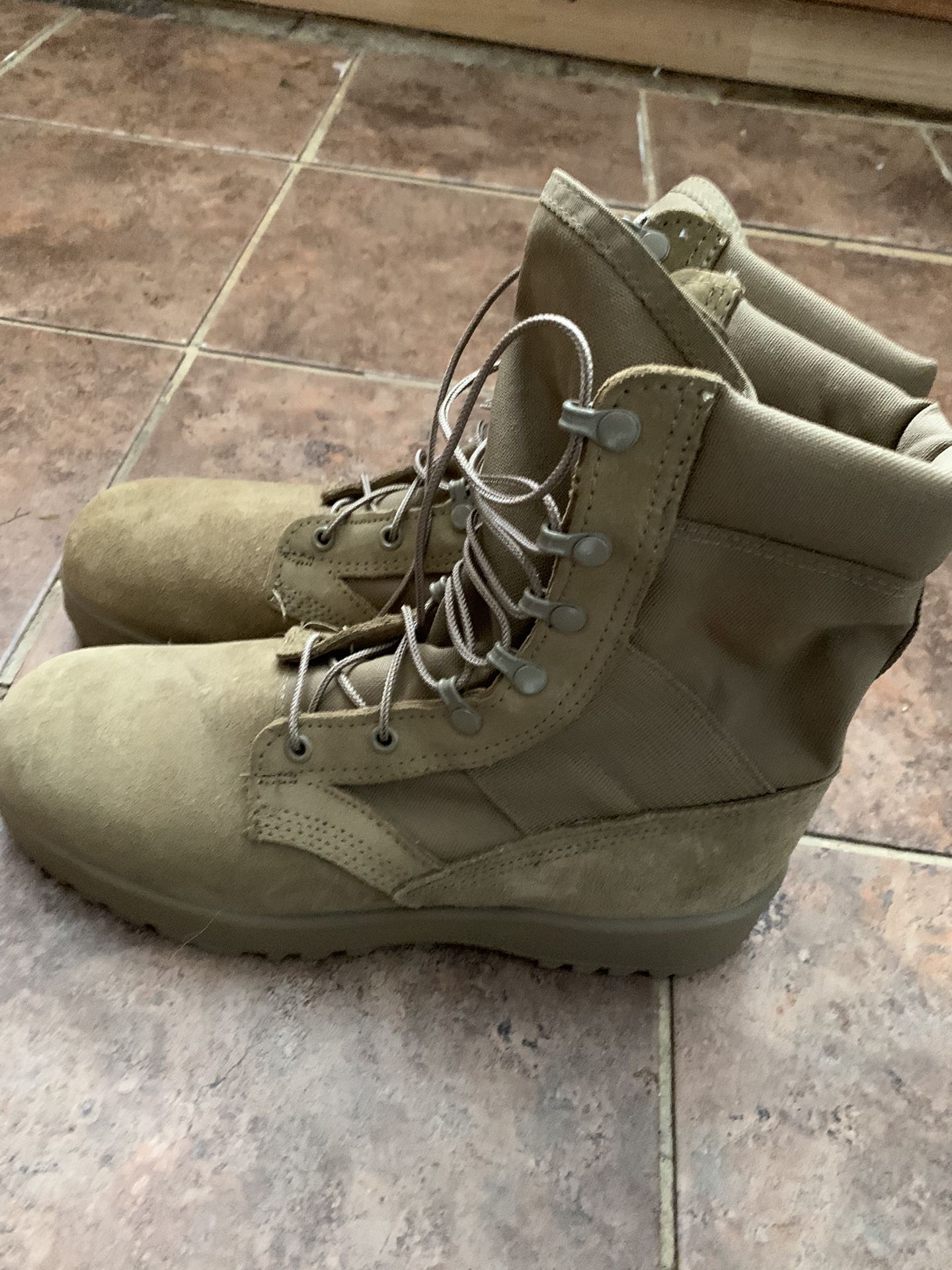 Military Boots 10 1/2 R