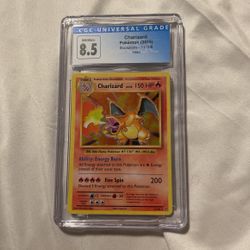 Charizard HOLO CGC 8.5