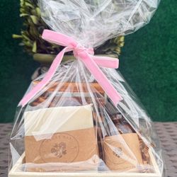 100% Natural Body Bundle -lavender And Eucalyptus Soap/body Oil