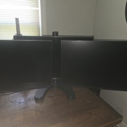 3-Monitor Dell 24” Setup with Triple Monitor Stand — Good Condition