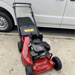 Toro Commercial Lawn Mower With Honda Motor 21 in Heavy Duty Self-Propelled