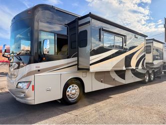 2012 Itasca Meridian 42E Diesel Pusher Tag Axel 400HP Triple Slideouts