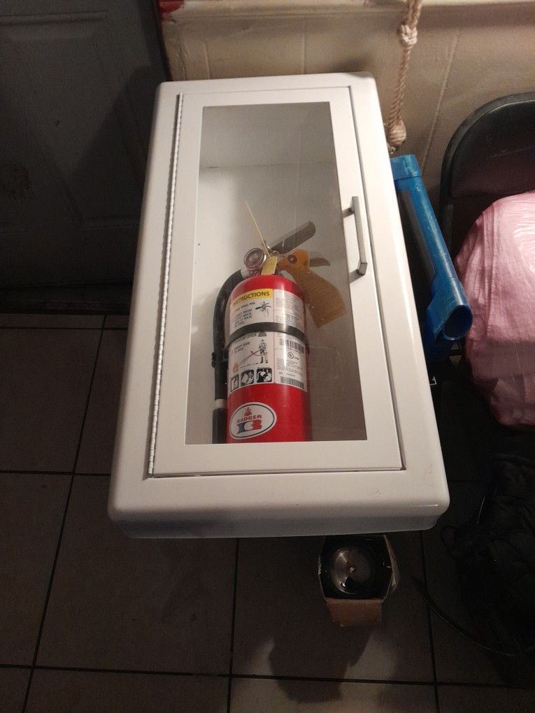 Fire Extinguisher With Fire Box