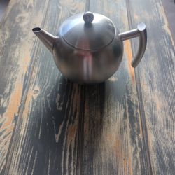 Venoly Tea Pot