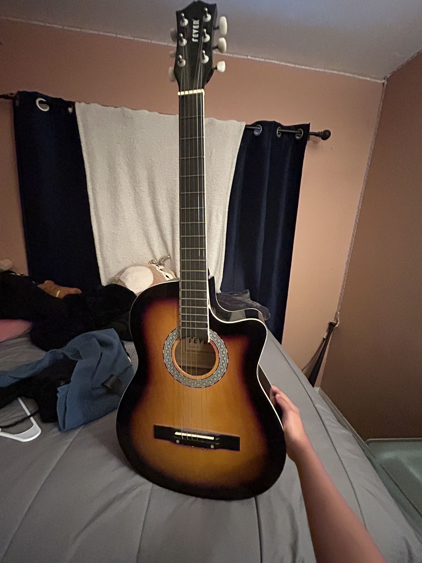 6 String Guitar 