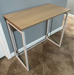 (NEW) 32” Wide Folding Computer Desk