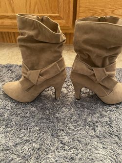 Brown Ankle Boots.  Size 6
