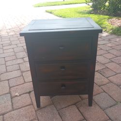 Dark Wood 3-Drawer Nightstand