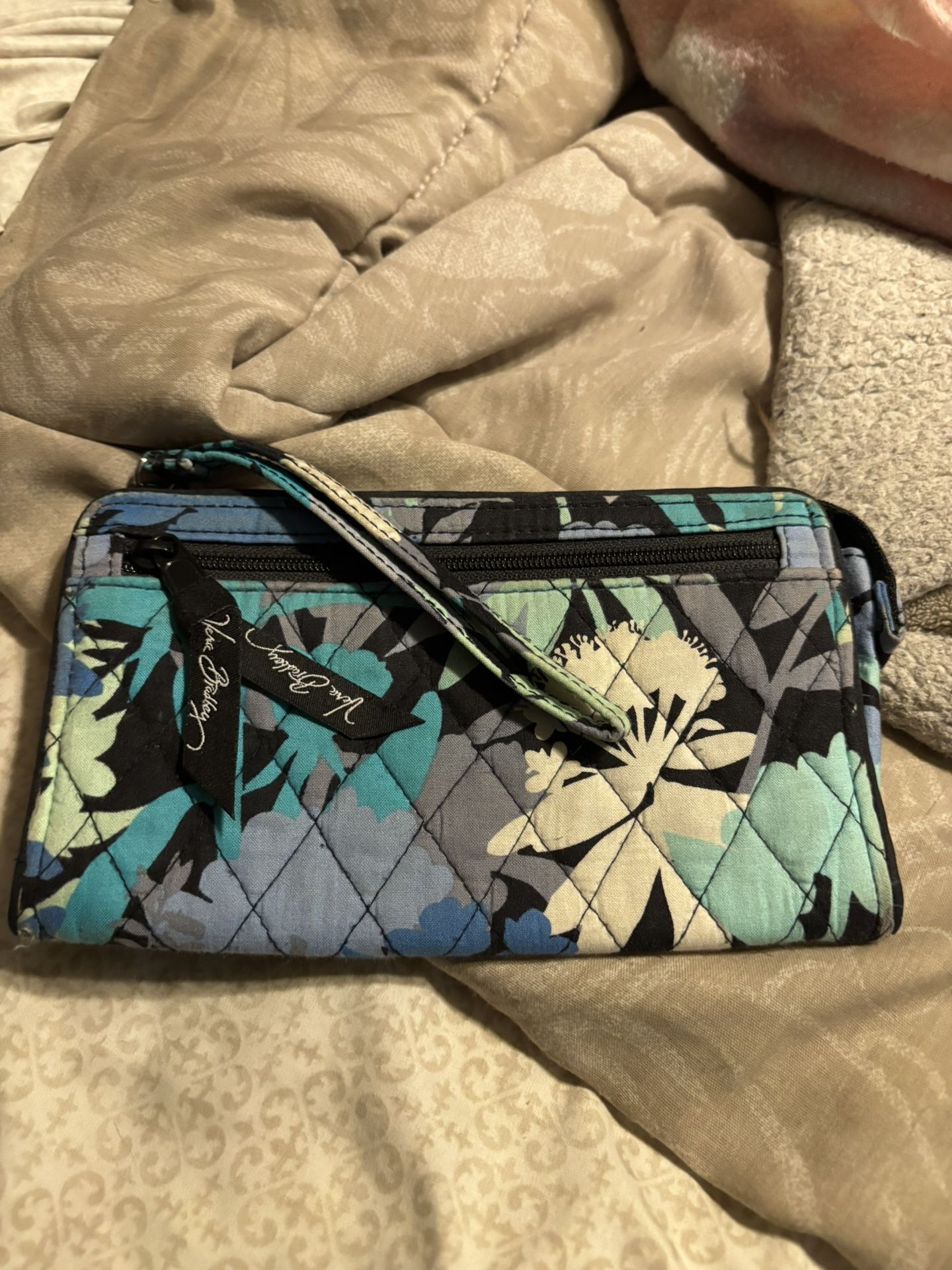 Vera Bradley Wristlet 