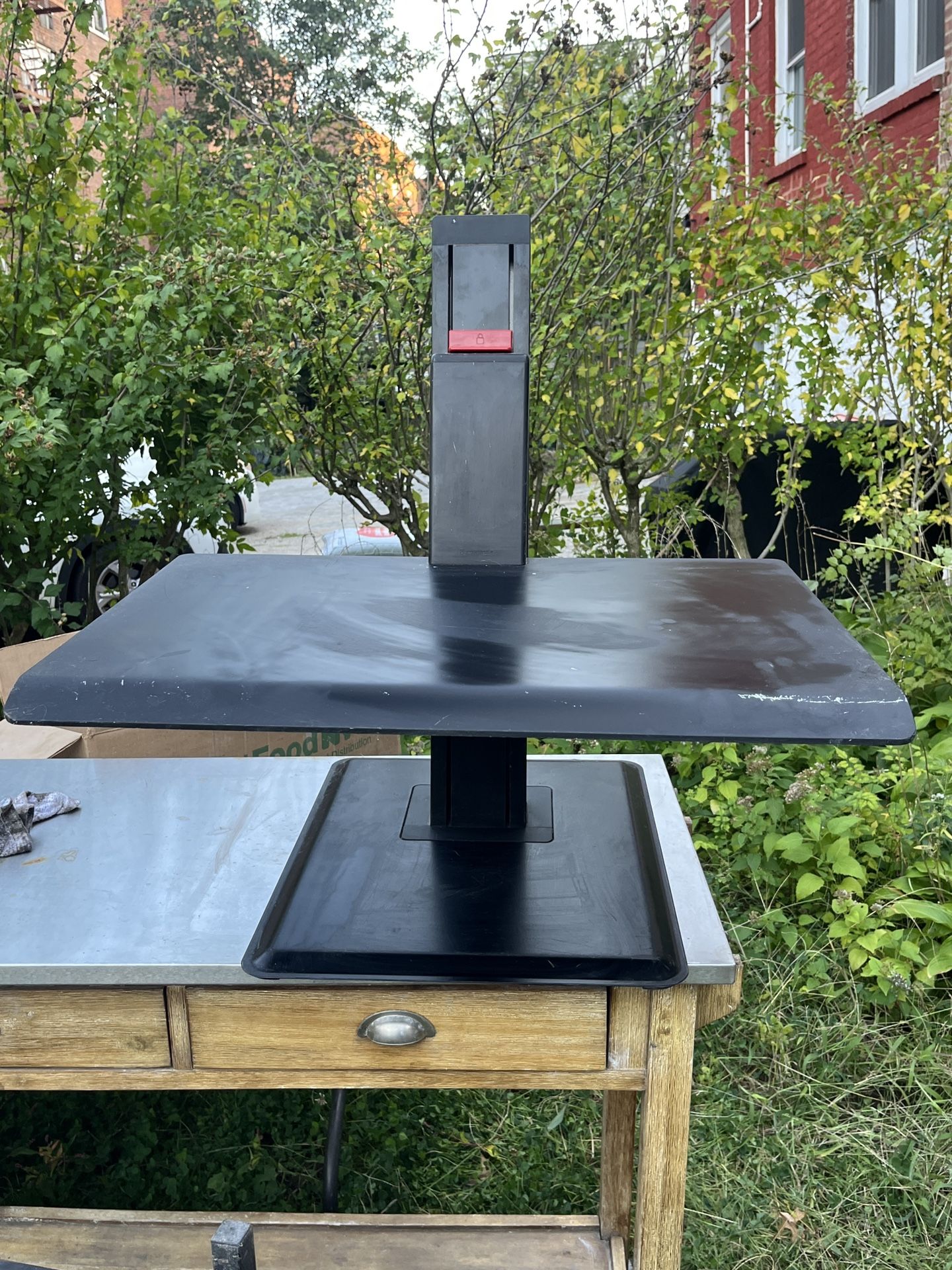 Black Human scale Standing Desk Computer Stand --pickup In KingsBridge Heights Bronx. Cash Only