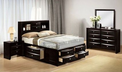 4 PCS QUEEN BED SET.