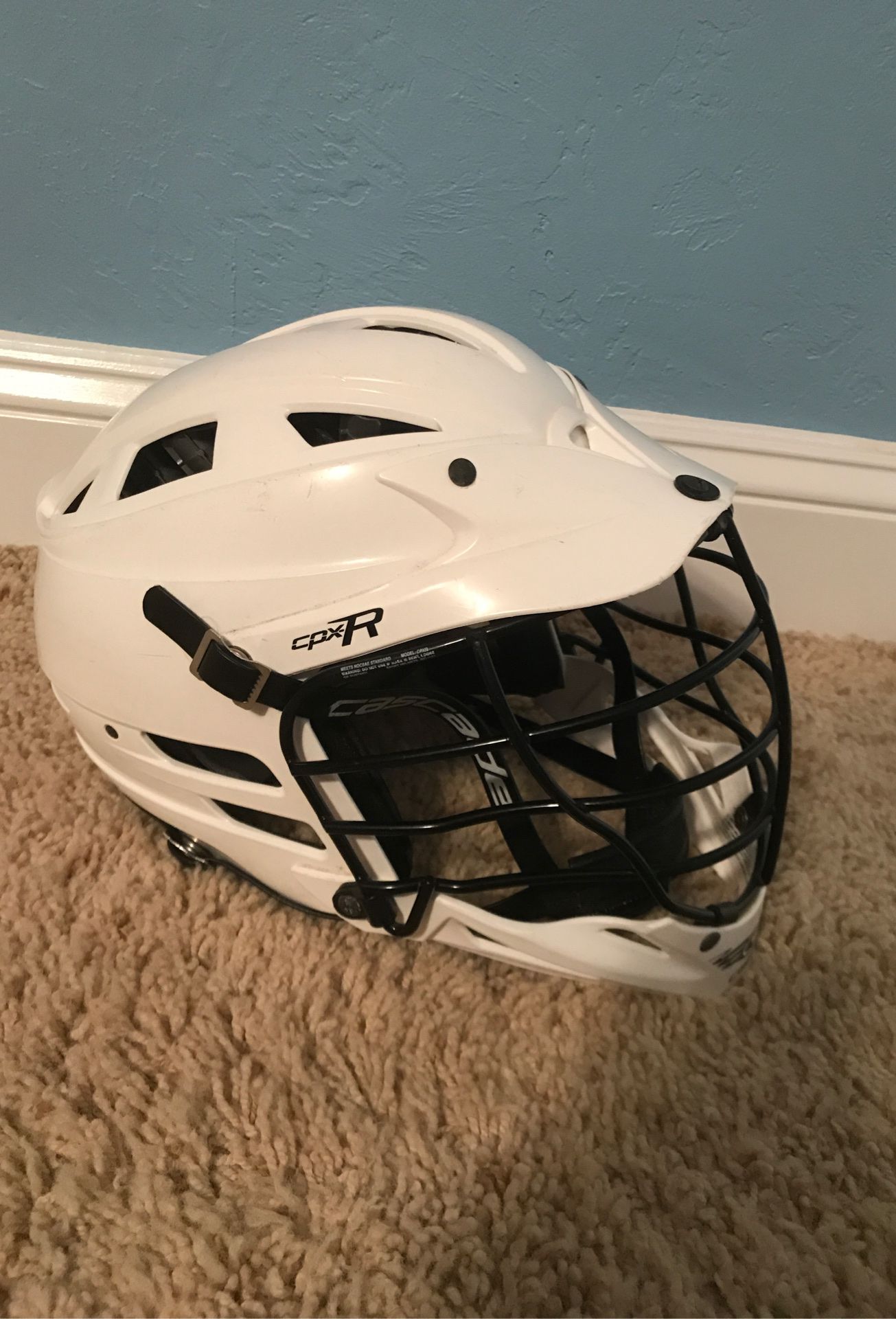 Cascade cpx-R lacrosse helmet
