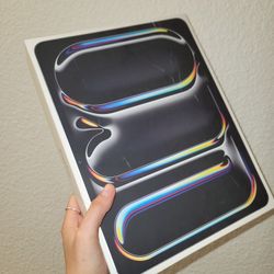 Apple Ipad Pro 13inch M4 (Xmax Deals Only $10 Initial Payment)