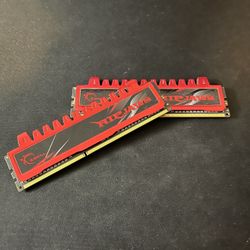 G.Skill RipJaws 8GB (2x4) DDR3 1600 RAM