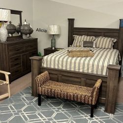 AP🎉 Poster Bedroom Set - Dark Brown- 4-Piece (Bed, Dresser, Mirror, Nightstand)Fast Delivery - Financing 