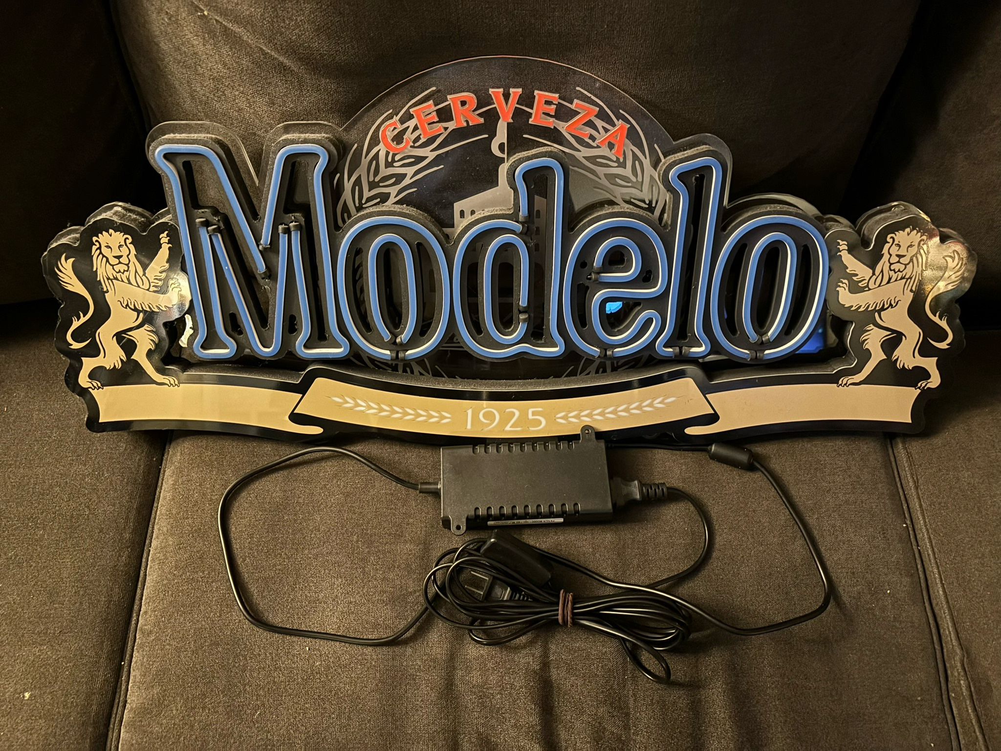 Modelo Cerveza Beer LED sign